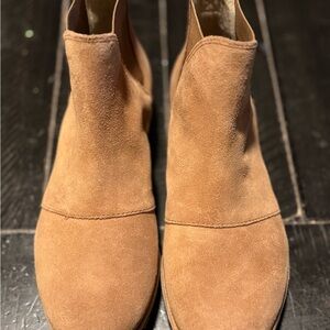 Sorel Women's Tan Suede Ankle Boots